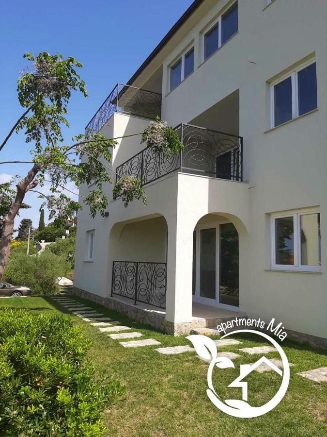Apartment Mia Раб Экстерьер фото