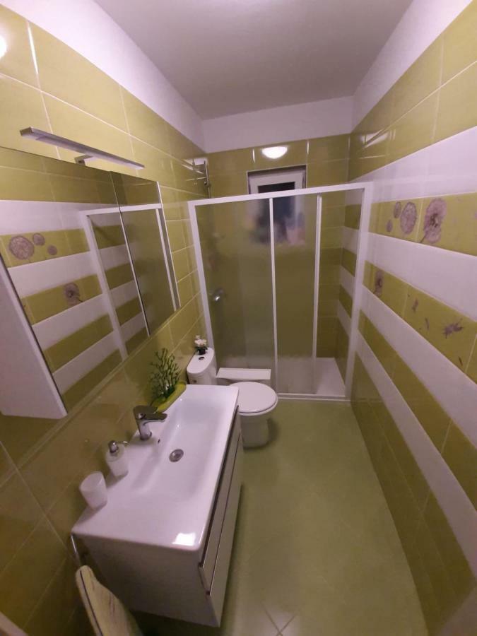 Apartment Mia Раб Экстерьер фото